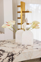 SAIDKOCC Bogenförmige Marmorvase Jade Elegant Modisch Französischer Stil Moderne Heimdekoration Ästhetisch Hochwertig Praktisch Einzigartig