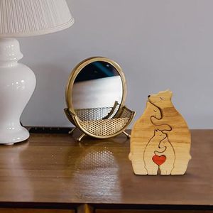 WOWEI Orso carino <span class=keywords><strong>in</strong></span> <span class=keywords><strong>legno</strong></span> Puzzle di famiglia 4 nomi di famiglia fai da te scultura <span class=keywords><strong>in</strong></span> <span class=keywords><strong>legno</strong></span> che abbraccia orso regalo caldo per la festa della mamma del papà - Product Image 4