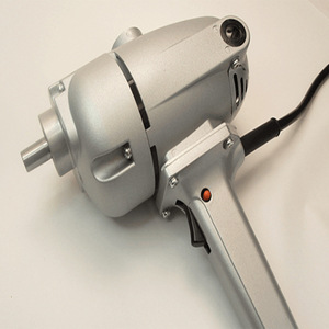 Motor universal de CA/CC Meiwamotor PU DG13 14 con montaje de brida, imán permanente, con escobillas, marco de 130 mm, totalmente cerrado - Product Image 1