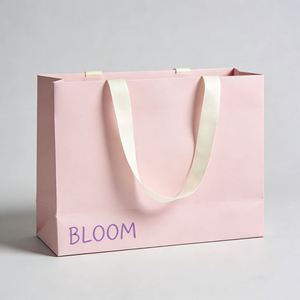 Sacs en papier cadeau imprimés sur mesure avec votre propre logo, sac de luxe pour les marques de vêtements, emballage de vente au détail et utilisation pour les cadeaux d'affaires - Product Image 3