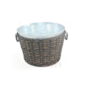 Wholesale New design Woven Storage Basket With Handle Rattern Laundry Storage Basket