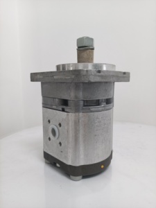 Rexrothのための大規模な在庫油圧ポンプモーターAZMF-10-016USA20ML用油圧ギアモータースペアパーツ - Product Image 2