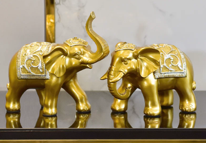 Escultura <span class=keywords><strong>de</strong></span> Camello Dorado Pintada a Mano en Resina, Decoración para <span class=keywords><strong>el</strong></span> Hogar, Regalo <span class=keywords><strong>de</strong></span> Año Nuevo y Acción <span class=keywords><strong>de</strong></span> Gracias, Amuleto Feng Shui, Venta al Por Mayor en China 2025 - Product Image 2
