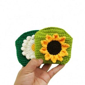 <b>Sweet</b> <b>Flower</b> Knit Milk Cotton Yarn 150g Coin Purse Girls' Fashionable Handmade Small Bag Handheld Card Accessory - Product Image 1