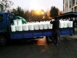 Pegamento adhesivo de emulsión de polímero acrílico a base de agua para materiales sensibles a la presión - Product Image 3