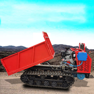 Mini-dumper chenillé rouge à moteur essence, benne hydraulique, équipement de construction sur chenilles - Product Image 1