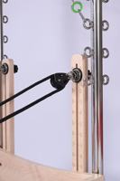 Ahorn-Holz Pilates Reformer mit Turm, verstellbares Multi-Style Pilates-Trainingsgerät, Pilates Reformer Cadillac