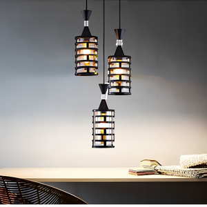 Suspension industrielle en cage métallique noir mat à 3 lumières LED avec abat-jour en verre pour cuisine, salle à manger, salon - Product Image 1