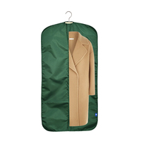 Sac à vêtements personnalisé en polyester réutilisable avec logo Sac de rangement en tissu anti-poussière en stock