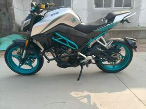 La moto <span class=keywords><strong>sportive</strong></span> classique Fengchun NK250 est idéale pour les trajets urbains et les courts voyages en moto. - Product Image 2