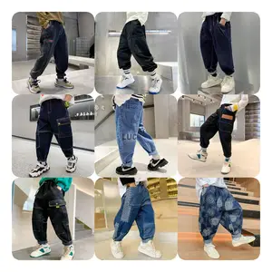 2024 высококачественные длинные брюки для бега с несколькими карманами, детские джинсы-карго для мальчиков, джинсовые брюки, детские джинсы