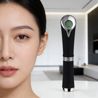 Bâtonnet de massage anti-âge pour les yeux, booster de collagène rouge et bleu, baguette de beauté faciale en jade naturel OEM 2026