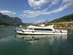 Bateau de passagers en aluminium Grandsea 50P pour rivière et océan, fabriqué en Chine, à vendre avec moteur in-bord - Product Image 3