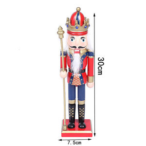 Soldat <span class=keywords><strong>Casse</strong></span>-<span class=keywords><strong>Noisette</strong></span> en bois de 38 cm avec cape, vente en gros, grand roi de la campagne, taille <span class=keywords><strong>Casse</strong></span>-<span class=keywords><strong>Noisette</strong></span>, roi <span class=keywords><strong>Casse</strong></span>-<span class=keywords><strong>Noisette</strong></span> - Product Image 4