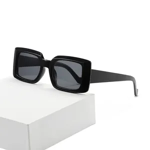 Оптовая продажа, женские квадратные солнцезащитные очки с логотипом итальянского дизайна в европейском и американском стиле ретро