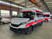 Ambulancia NAVECO Ousheng Euro 5 con Caja Médica de Presión Negativa y Flujo Laminar para UCI, Diésel, Nueva, Buen Precio, en Venta