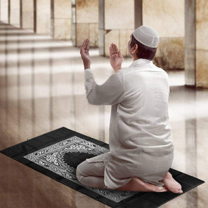 Tapis de prière islamique pliable imperméable à l'eau Motif vintage Tapis de prière de voyage avec boussole et sac à fermeture éclair Décorations islamiques du Ramadan - Product Image 5