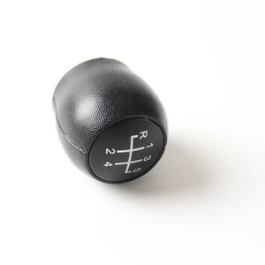 Pommeau de levier de vitesse en cuir, 5 vitesses, boîte de vitesses manuelle, compatible Opel Europe, design ergonomique - Product Image 2