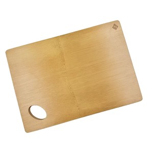 Tabla de cortar de bambú rectangular de 36x25.5x1.5cm con asa para uso en la cocina - Product Image 1
