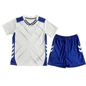 Camiseta de fútbol de secado rápido España <span class=keywords><strong>Tenerife</strong></span> 2526 Conjuntos de uniformes de fútbol resistentes al desgaste para niños - Product Image 1