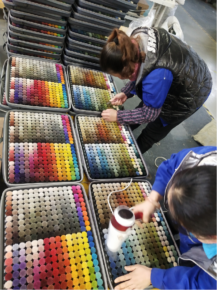 สีที่กำหนดเอง