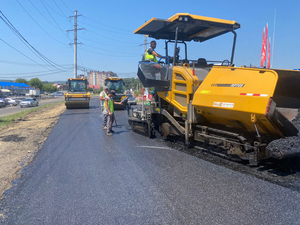 Finitrice per Asfalto e Calcestruzzo RP705 a Quattro Supporti per Cantieri <span class=keywords><strong>Stradali</strong></span>, Facile Manutenzione - Product Image 3