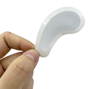 Masque <span class=keywords><strong>pour</strong></span> <span class=keywords><strong>les</strong></span> <span class=keywords><strong>yeux</strong></span> hydrocolloïdal infusé à l'acide hyaluronique et à l'acide salicylique - Product Image 4