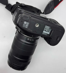 Cámara Digital <span class=keywords><strong>Canon</strong></span> 7D Original con Lente de 18-135 mm en Buen Estado, Cámara SLR de 18 MP - Product Image 4