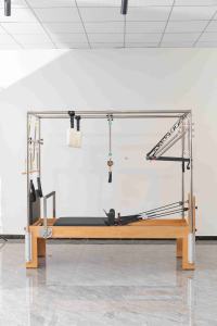Fabriek Direct Beste Kwaliteit Houten Pilates Cadillac <span class=keywords><strong>Bed</strong></span> Duurzaam Draagbaar En Verstelbaar Voor Lichaam Gezondheid Voor Pilates Studio 'S - Product Image 6