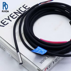 สวิตช์เซ็นเซอร์วัดระยะใกล้ Em-054p ใหม่ 1 ชิ้น ของแท้ ใหม่แกะกล่อง พร้อมส่ง  PLC Keyence EM-010P เซ็นเซอร์แบบเหนี่ยวนำเกลียว M10 - Product Image 1
