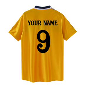 طقم ملابس كرة قدم عالي الجودة قابل للتخصيص يشمل قميص وشورت مع طباعة الاسم والشعار سريع الجفاف وقابل للتنفس من البوليستر/القطن برقبة على شكل V - Product Image 3