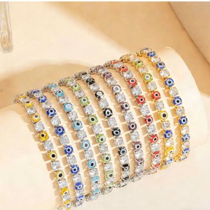 Bracelet carré unisexe en zircon coloré de style européen, bijou fantaisie en alliage de zinc avec serti en canal, design géométrique, idéal comme cadeau - Product Image 3