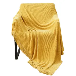 Best Selling European Sofa Cover Throws Blanket Chenille Knitted Blanket Solid Color Fringe Bed Blanket