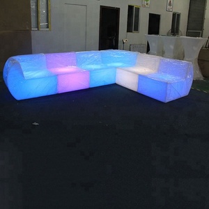 工場直販、低<span class=keywords><strong>MOQ</strong></span>、カスタムメイドのモダンなバー家具、プラスチック製LEDライトストリップ付きソファ、ナイトクラブ・バー向けセット - Product Image 2