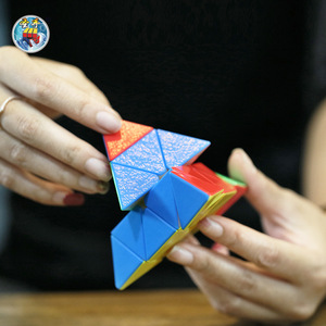 Master Hand Magnetic Pyramid Cube 3x3, jouet de puzzle magique de couleur unie pour les jeunes et les enfants, unisexe - Product Image 4