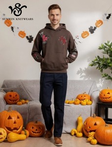 Sweat-shirt à <span class=keywords><strong>capuche</strong></span> <span class=keywords><strong>marron</strong></span> foncé de style tendance - Haut décontracté à imprimé brodé sur le thème d'Halloween - Product Image 4