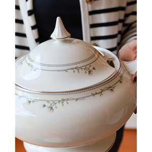 Service de table en porcelaine Royal Grafton 12 pièces Camille Décoration Luxe Design européen écologique pour la maison ou l'hôtel - Product Image 4