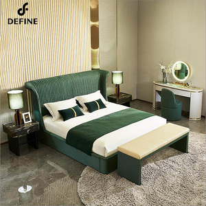 Set di Mobili per Camera da <span class=keywords><strong>Letto</strong></span> di Lusso Vintage <span class=keywords><strong>Verde</strong></span>, <span class=keywords><strong>Letto</strong></span> Matrimoniale <span class=keywords><strong>Verde</strong></span> Scuro con Testiera a Forma di Ala - Product Image 3
