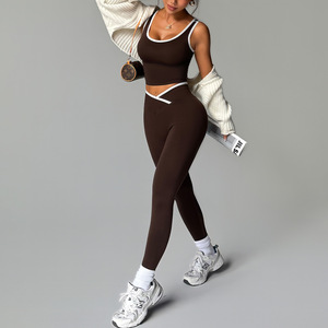 Conjunto Deportivo de Yoga de 2 Piezas para Mujer, Top Deportivo sin Mangas con Parches, Leggings Moldeadores de Cintura Alta, Traje de Yoga Deportivo - Product Image 1