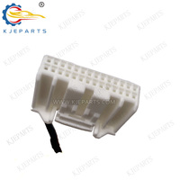 Câble personnalisé de fabrication en usine connecteur 28 broches faisceau de câblage complet avec prise RCA pour voiture