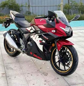 <span class=keywords><strong>Suzuki</strong></span> GSX250 250cc Moto sportive légère, confortable, à faible consommation de carburant - Product Image 5
