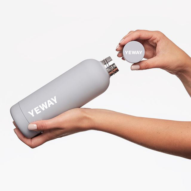 สีเทาอ่อน