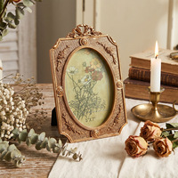 Cadre photo personnalisé en polyrésine écologique durable de style rococo européen, décor de bureau floral doré pastel, logo personnalisé OEM, romantique