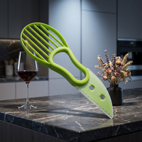 Pp Plastic 3-In-1 Avocado Mes Snijmachine Corer Cutter Met Deksel Huis Accessoire Voor Groentegereedschap