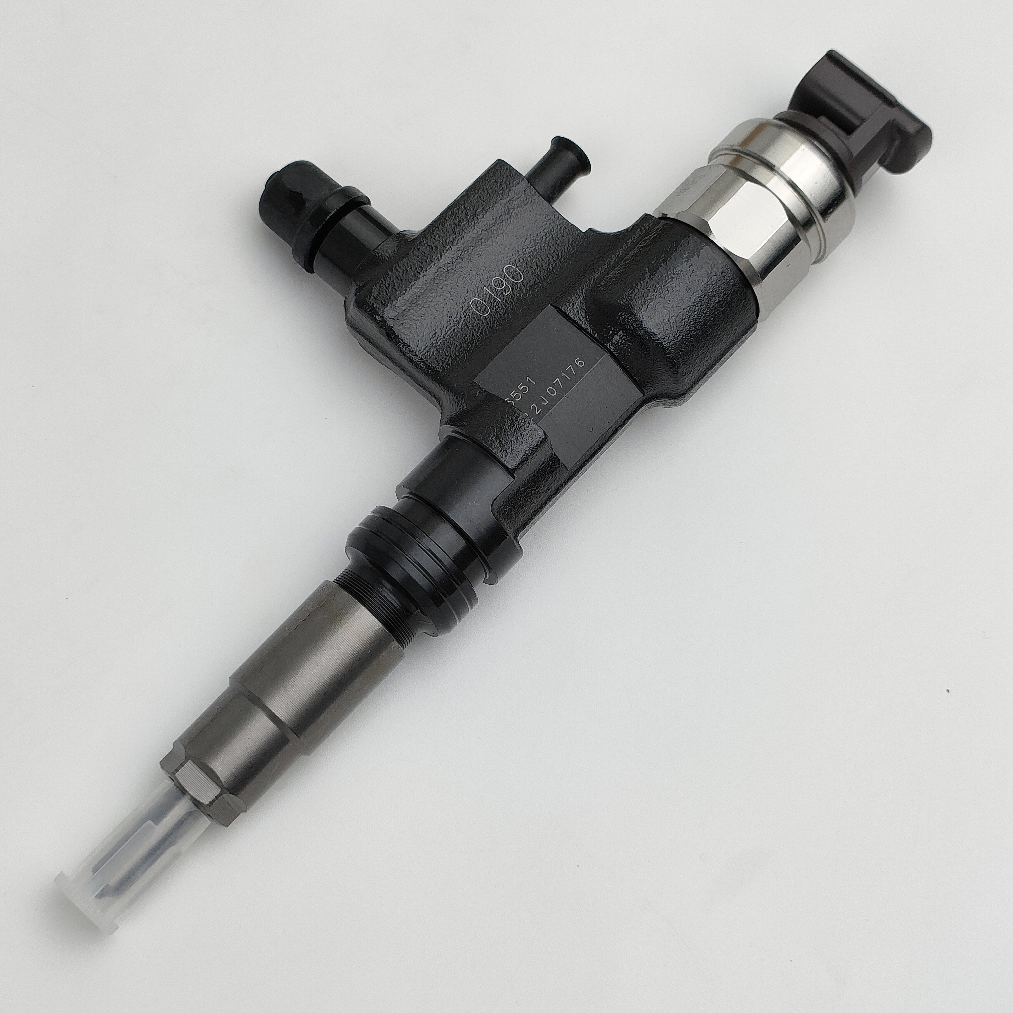 Hot Sale Diesel Fuel Injector 095000-6550 095000-655# Common Rail Injection Nozzle 23670-E0190 For HINO