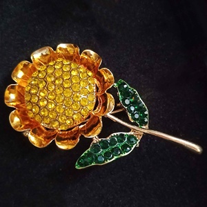 Europa, Día <span class=keywords><strong>de</strong></span> <span class=keywords><strong>San</strong></span> Valentín <span class=keywords><strong>de</strong></span> flor solapa pin con cadena - Product Image 4