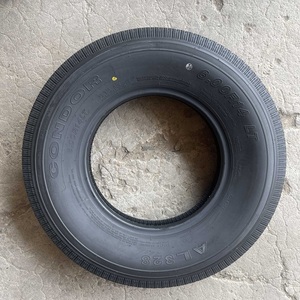 Pneu radial sans chambre à air à ceinture en acier pour camionnette légère 600R14 LT 8 plis - Product Image 3