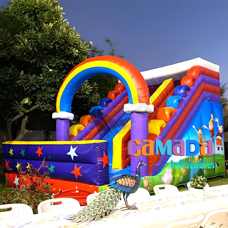 มีสีสัน