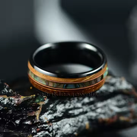 Bijoux pour hommes Corde de guitare personnalisée Bague de mariage en céramique noire Abalone Shell and Whiskey Barrel Wood Inlay Ceramic Men Ring