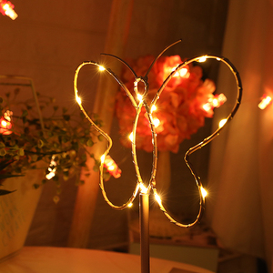 โคมไฟตั้งโต๊ะ LED ทรงผีเสื้อสีชมพูใช้พลังงานจาก2022โคมไฟเหล็กไฟกลางคืนอุปกรณ์ตกแต่งบ้านอัจฉริยะสำหรับบ้านเด็กผู้หญิง - Product Image 2
